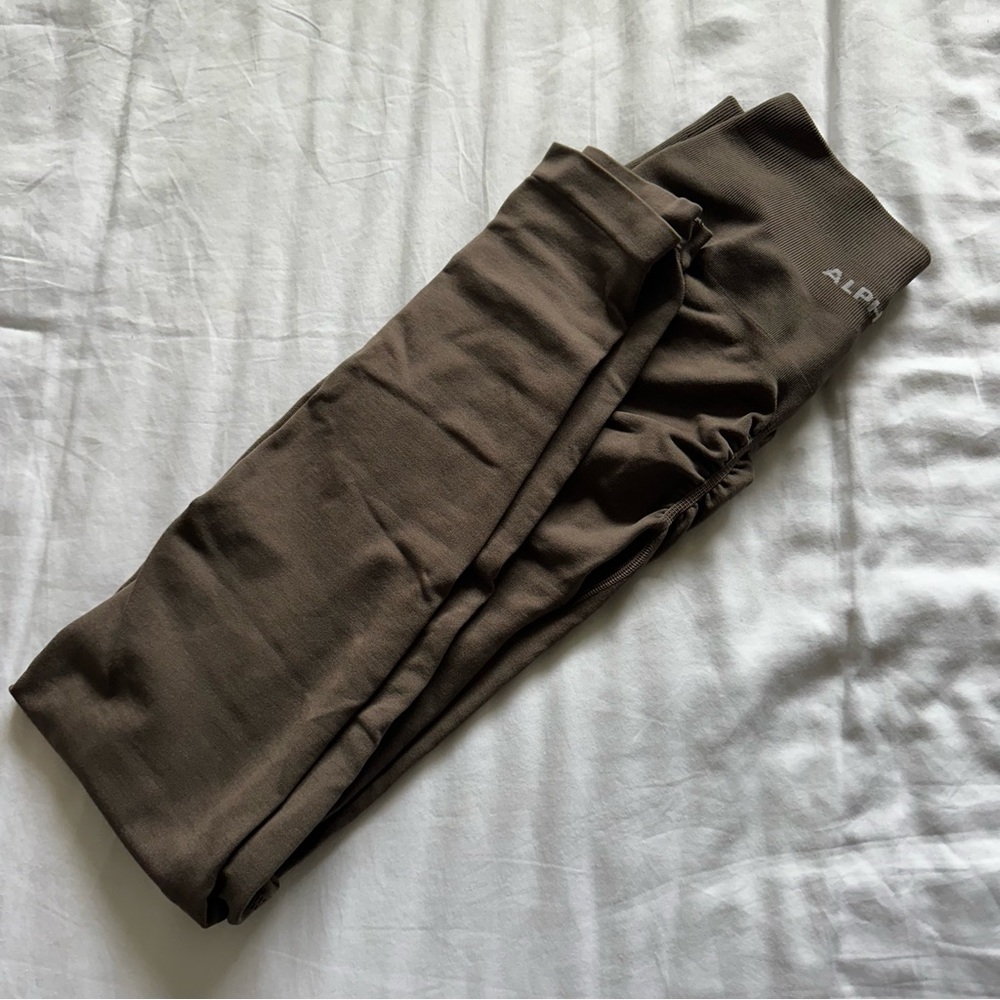 Alphalete amplify leggings